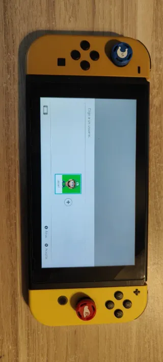 Nintendo Switch Edición Pokémon Eevee+ 2 Mandos