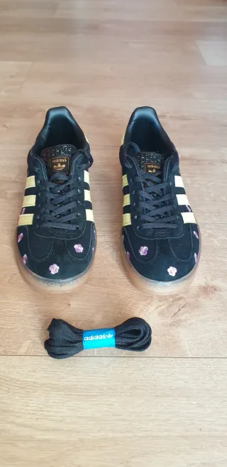 Adidas Gazelle Donna Nero Giallo Floreale