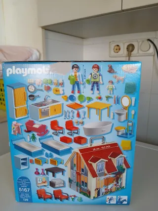 Casa de muñecas Playmobil con figuras