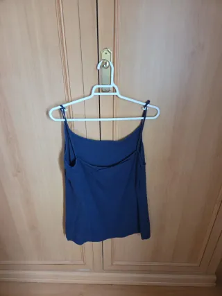 Blusa de tirantes azul