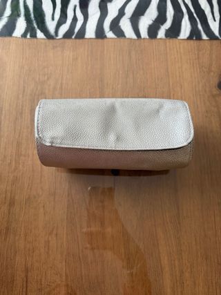 Lote 2 neceseres Primark rosa y dorado