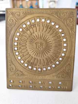 Calendario Perpetuo Latón Sol