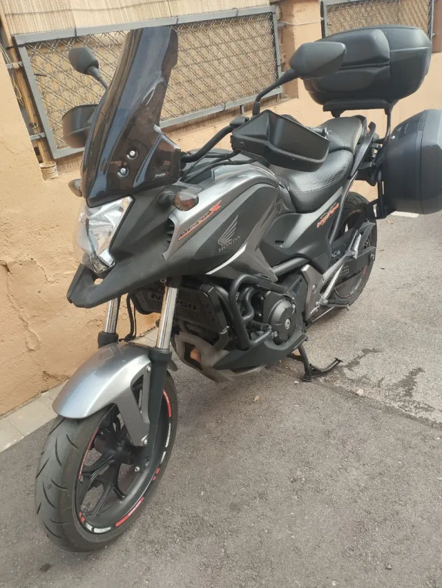 Honda NC750X DCT (Automática)