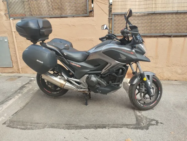 Honda NC750X DCT (Automática)