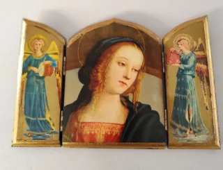 Tríptico Madera Virgen María Dorado