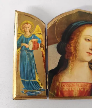 Tríptico Madera Virgen María Dorado