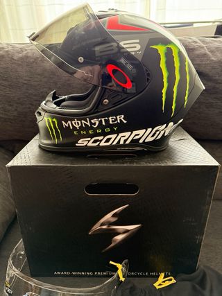 Casco Scorpion EXO-R1 Air Replica Quartararo