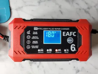 Cargador Batería Coche 12V 6A AGM/GEL