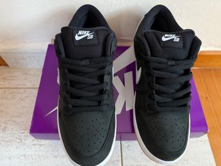 Nike SB Dunk Low Pro Black Gum