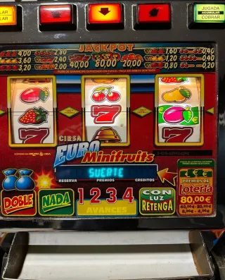 Máquina Tragaperras Euro Minifruits