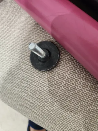 Patas de escritorio metálicas (negras y rosas)