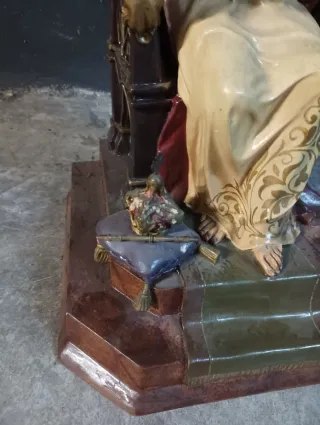 Sagrado Corazón de Jesús sentado