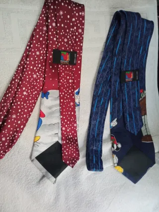 Lote 2 Corbatas Disney Vintage Navideñas
