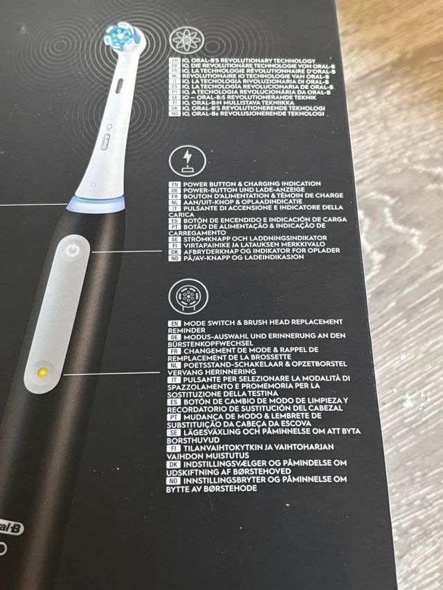 Spazzolino Oral-B iO Serie 3