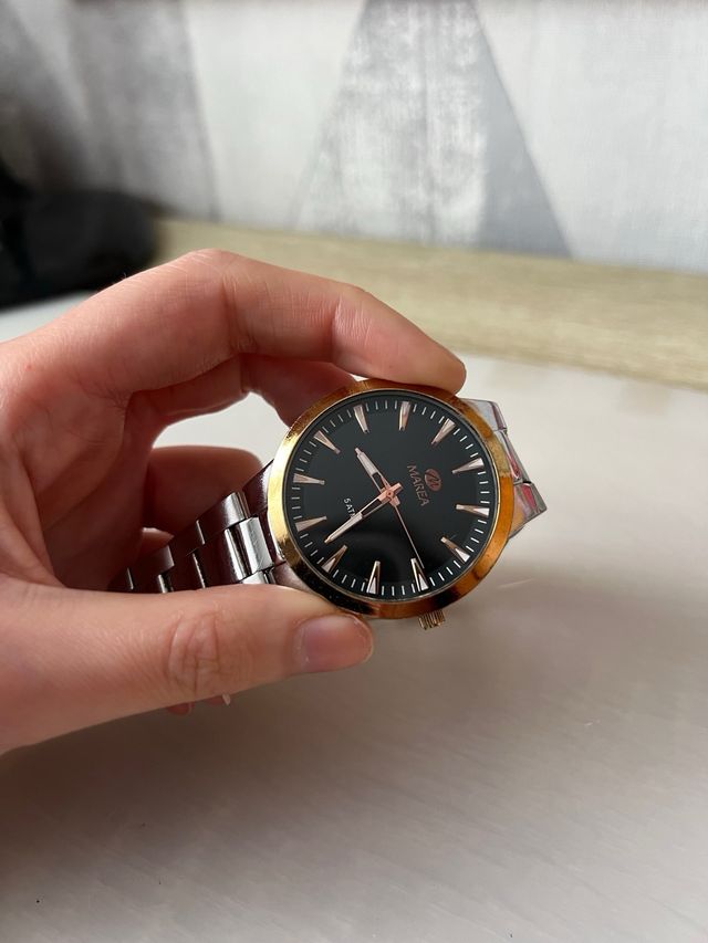 Orologio Marea Nero e Oro