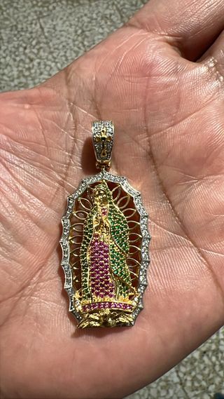 Virgen de Guadalupe Colgante Oro 18K