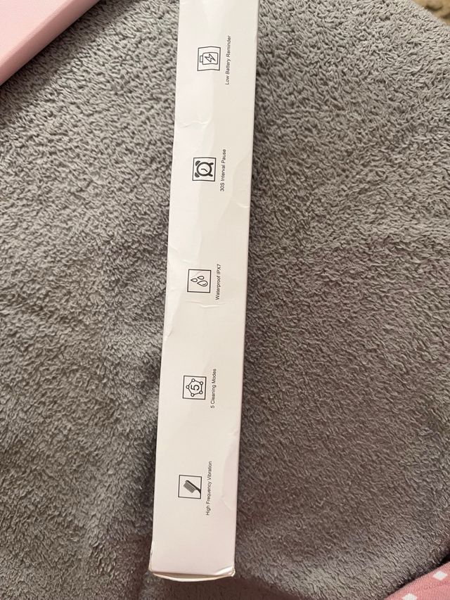 Cepillo Dientes Eléctrico blanco