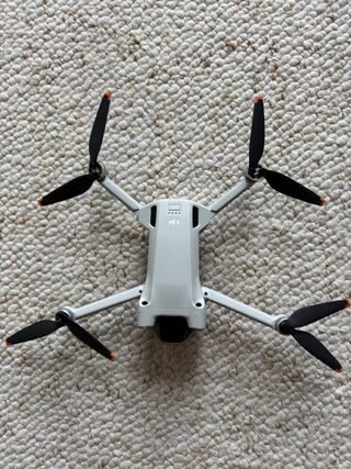 DJI Mini 3 Pro con Smart Control y mochila