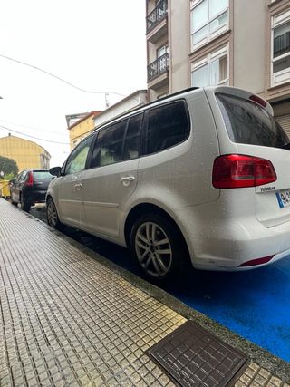 Volkswagen Touran 2012