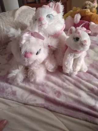 Lote Peluches Disney Gatos