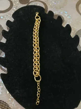 Bracciale a catena dorato