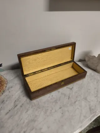 Caja antigua Art Nouveau francesa