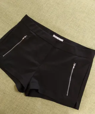 Pantaloncini neri eleganti Calliope taglia M