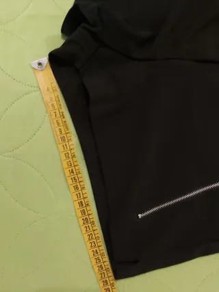 Pantaloncini neri eleganti Calliope taglia M