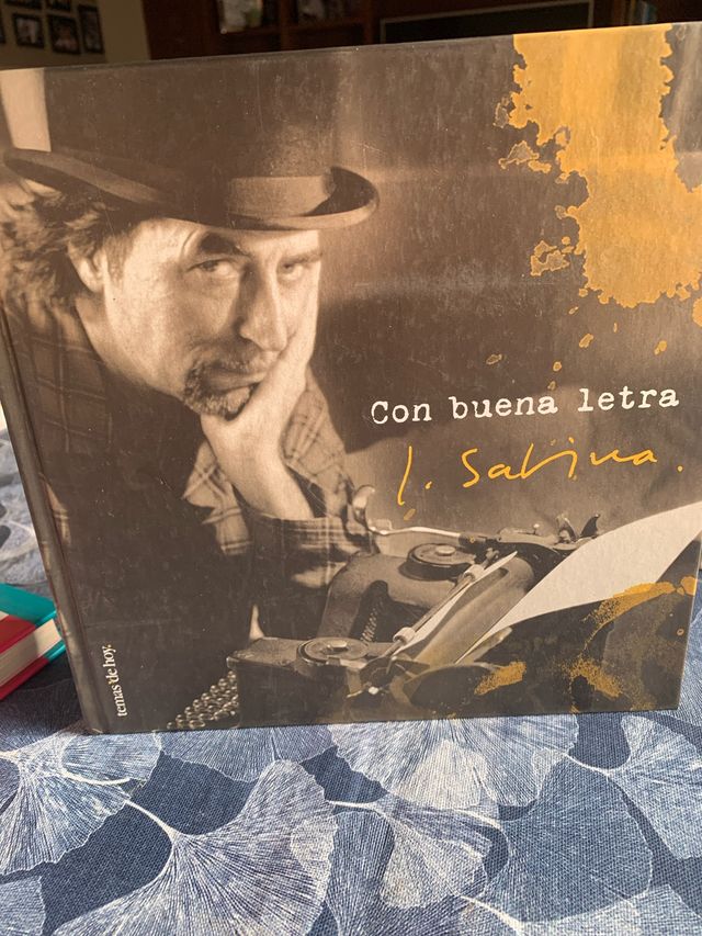 Con buena letra (Spanish Edition)