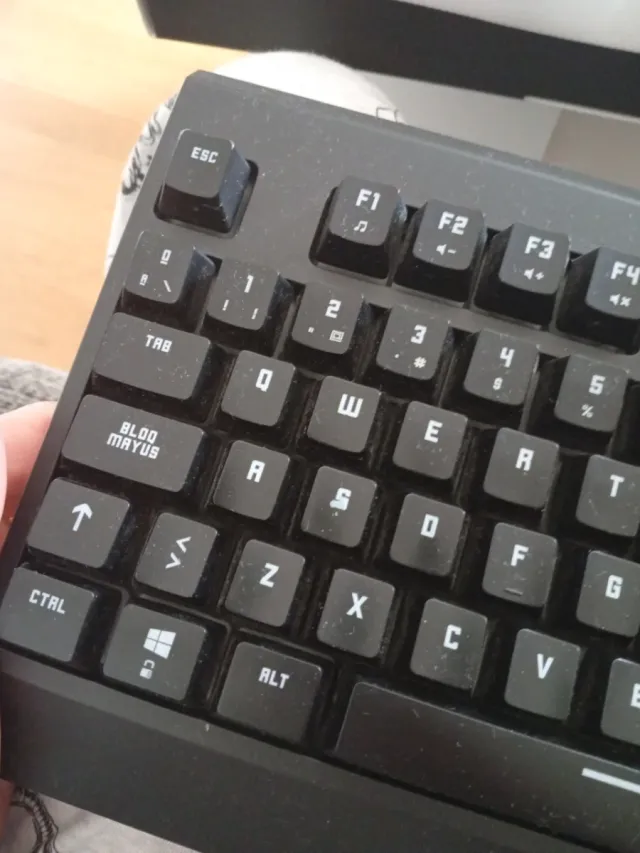 Teclado y Ratón Gaming KROM Kabala RGB