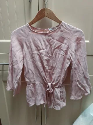 Blusa Bershka rosa talla S