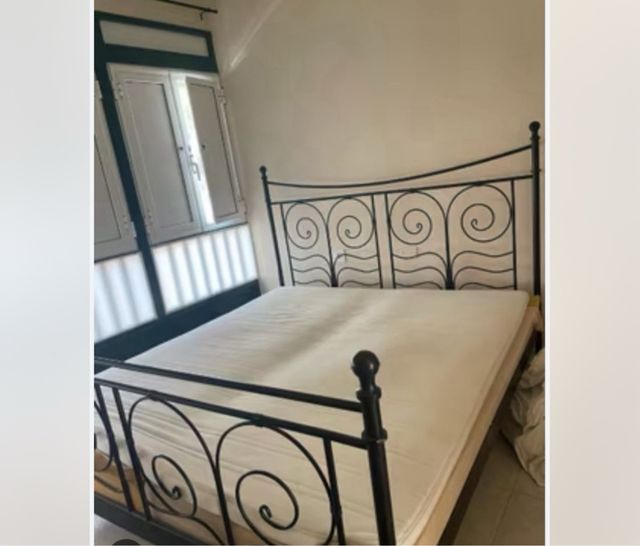 Cama de forja negra 135cm