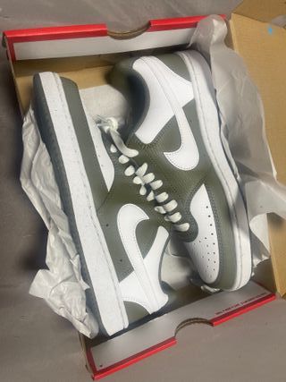 Zapatillas Nike Rojas y Blancas