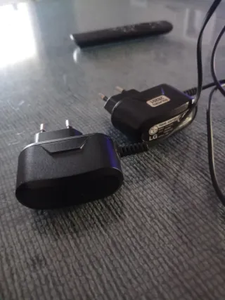 2 Caricabatterie LG