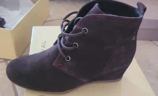 Stivaletti Geox Viola/bordeaux Camoscio