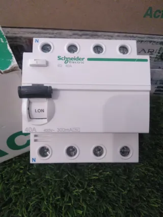 Diferencial Schneider 4P 40A 300mA Nuevo 4x40