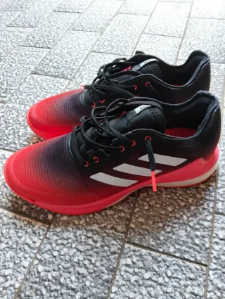 Zapatillas Adidas Crazyflight Negras y Rojas