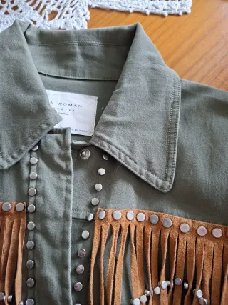 Cazadora Zara Mujer Verde Tachuelas Flecos