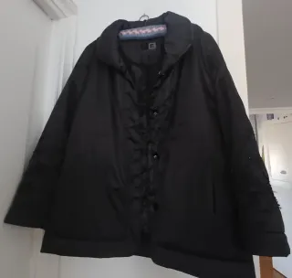 Chaquetón SPARE BUTTON Talla 44 Negro