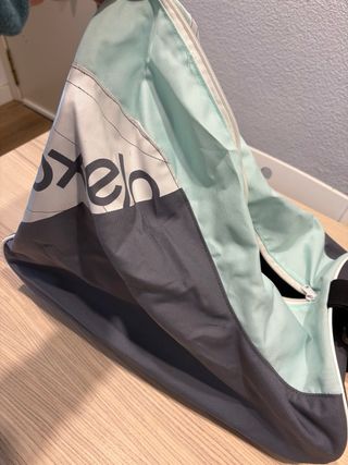 Patines Oxelo T. 38 con protectores y bolsa.