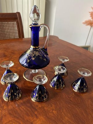 Decanter + 6 bicchierini con finiture oro zecchino