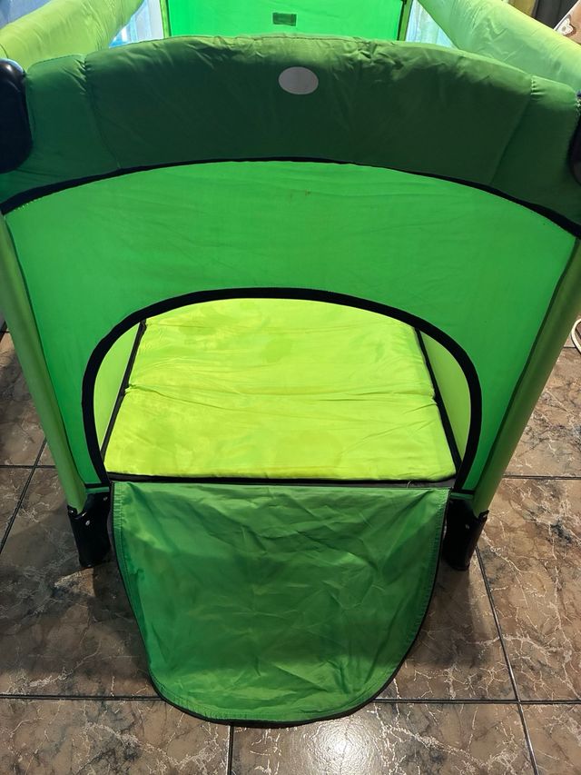 Cuna de viaje para bebé