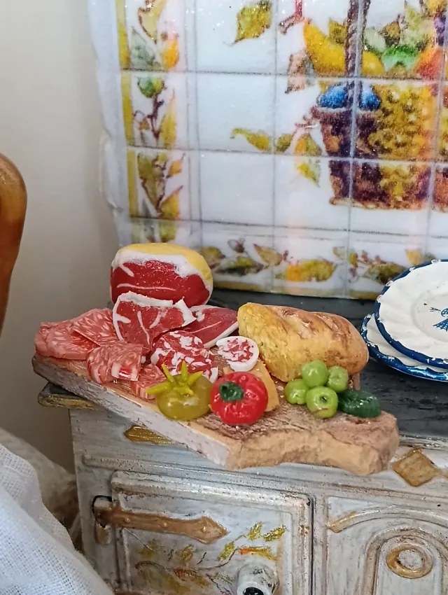 Miniatura vassoio salumi per casa bambole