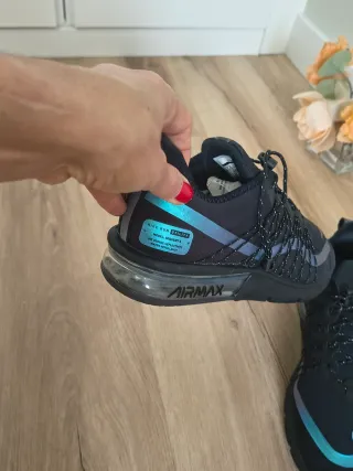 Zapatillas  Nike Air Max talla 40,5 color negro