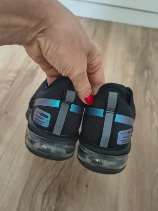 Zapatillas  Nike Air Max talla 40,5 color negro