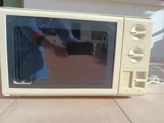 Microondas Moulinex FM1535 E 1050w