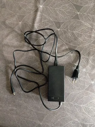 Patinete Cecotec Bongo D40 XL Connected.