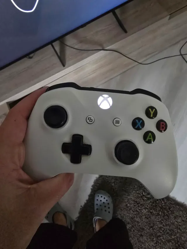 Xbox One S Blanca
