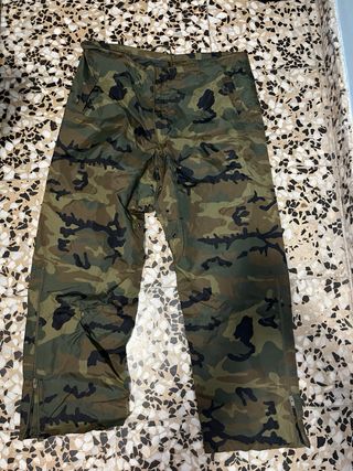 Chaqueta militar camuflaje Goretex