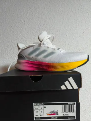 Zapatillas Adidas ULTRARUN Talla 38